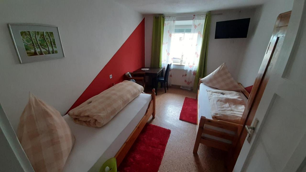 Apartmenthaus "Zum Birnbaum" Rosstal Экстерьер фото